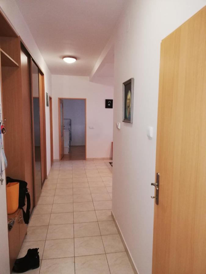 KojetínPlne Vybaveny Apartman Polni 1299公寓 外观 照片